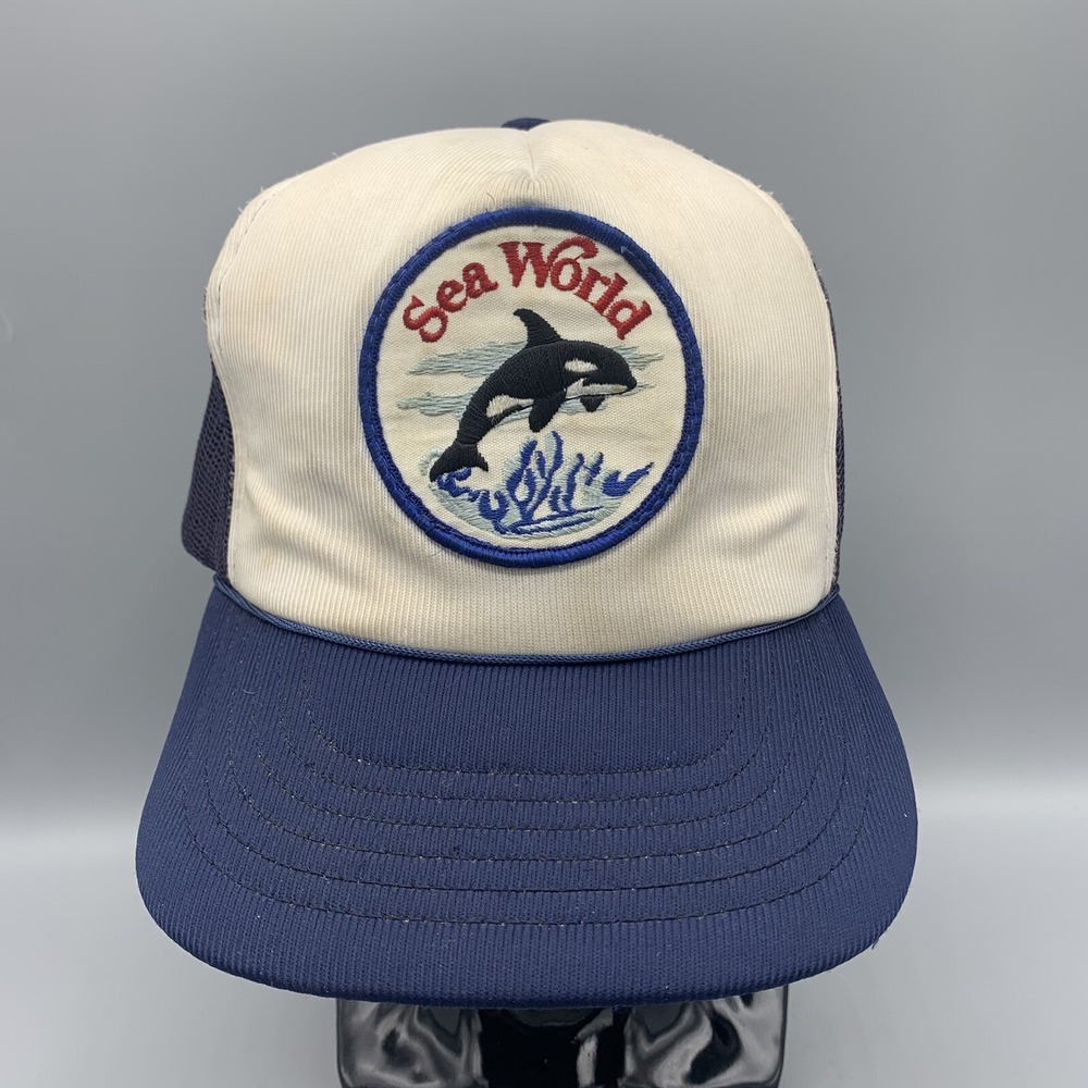 Vintage SEA WORLD SHAMU Logo Trucker Snapback Baseball Hat Cap Navy White